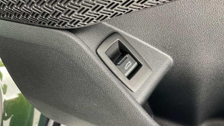 BMW X1 sDrive 20i MHT xLine 5dr Step Auto Petrol Estate